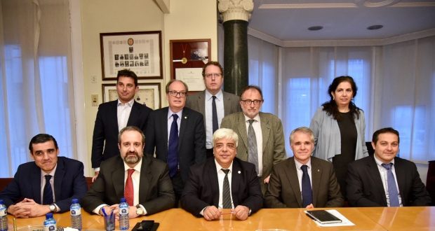 Col·legis d´Advocats catalans col·laboraran amb la UAB per donar suport al projecte d’avaluació de l’efectivitat d’una vacuna anticonceptiva per a senglars