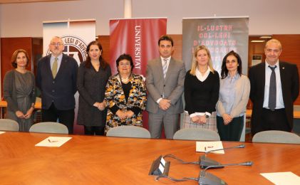 La URV i els col·legis d’advocats de la demarcació renoven la col·laboració per impartir el Màster universitari en Advocacia
