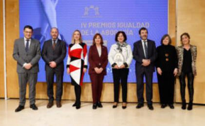 La fiscal Teresa Peramato i la jutgessa italiana Gabriella Luccioli reben els IV Premis Igualtat de l´Advocacia